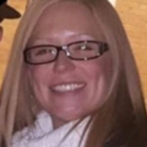 Meet your Posher, Lara